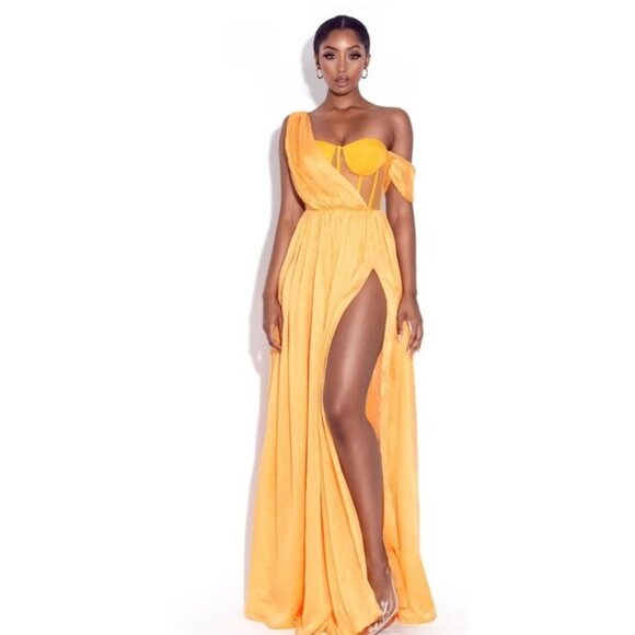 Miss Circle Back In Style Silk Pleated Corset Slit Maxi Dress Yellow XXS NWT - Picture 4 of 15